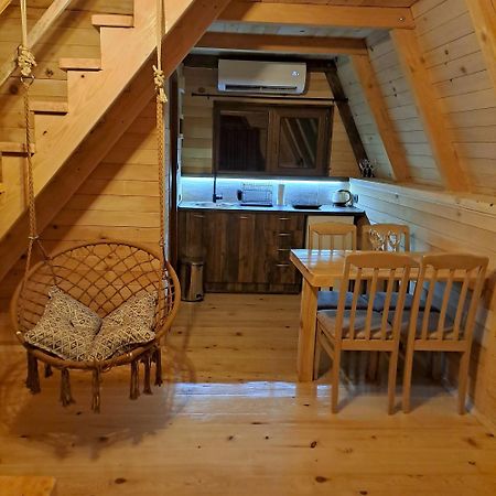 Wooden Cottages Konak Savnik Exterior foto