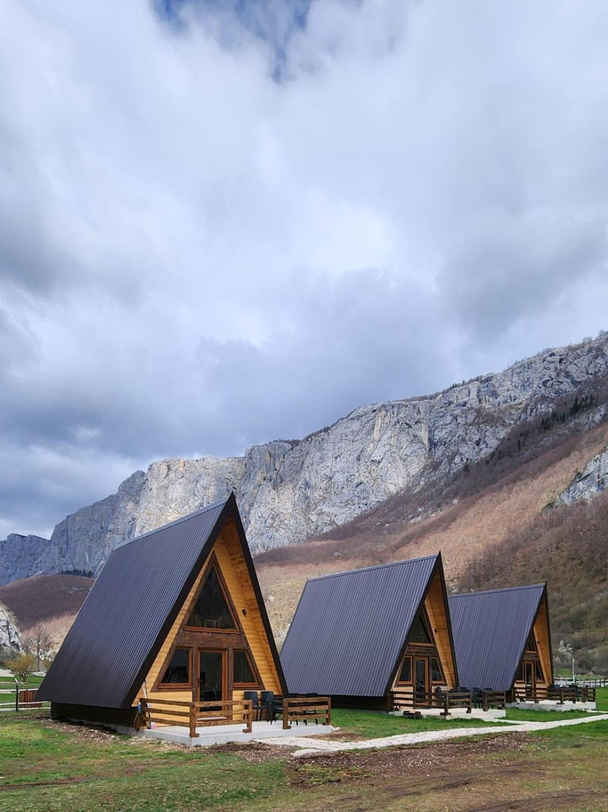 Wooden Cottages Konak Savnik Exterior foto